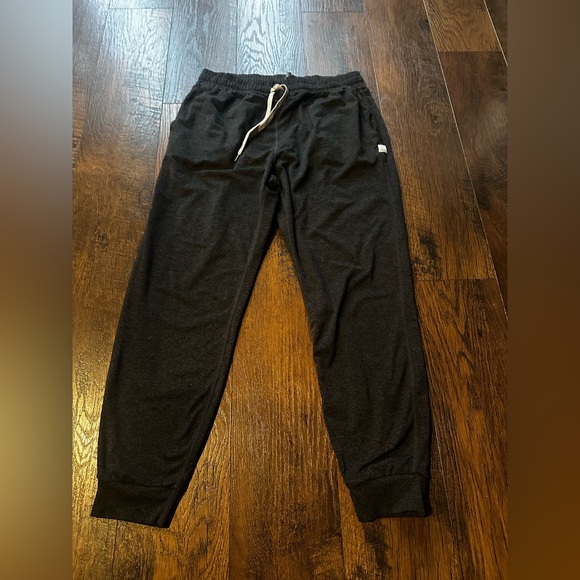 Vuori - Women’s Performance Joggers - Medium Charcoal Heather - Picture 5 of 5